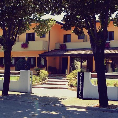 Hotel Grizzino Montereale Valcellina Esterno foto